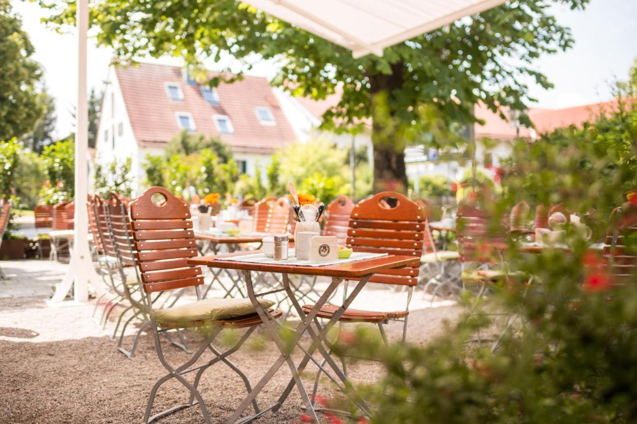 Alter Wirt Putzbrunn Hotel Exterior photo