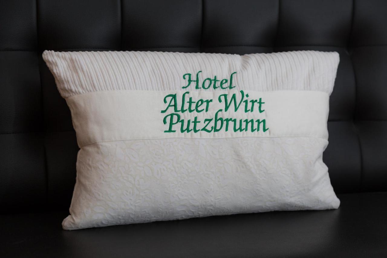 Alter Wirt Putzbrunn Hotel Exterior photo